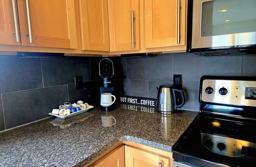 Mosier Condo | Condo near Hood River- Spectacular Gorge view in Mosier!