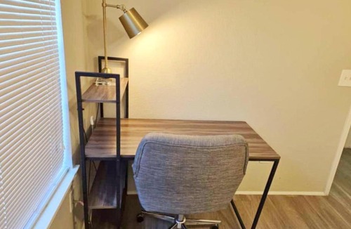 Astrodome Apartment | Cool 2Bed 1Bath 5 min walk to NRG and Medical Center