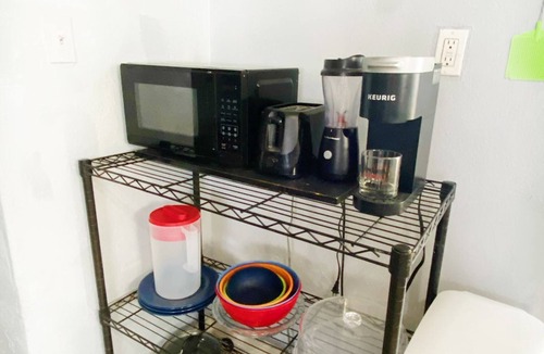 Biggs Field Apartment | Corner Gem near Del Sol Hospital
