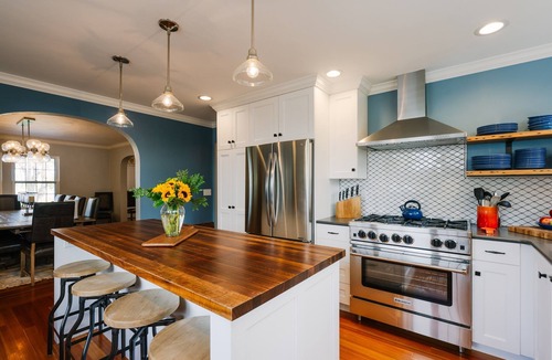 Walla Walla House | Cottonwood Canyon Farm Sleeps 16 guests 8 bedrooms