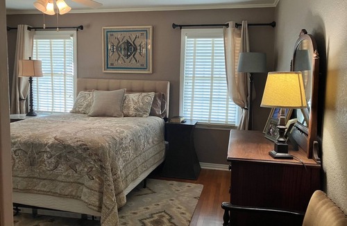 Jacksboro House | Country House-5 mins to Jacksboro.