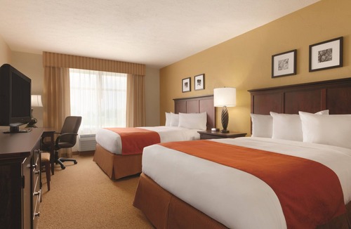 Norman Hotel | Country Inn & Suites by Radisson, Norman near University