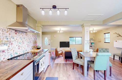 Chappell Hill House | Countryside Charmer w/Fire Pit in Washington!
