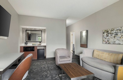 Bedford Hotel | Courtyard by Marriott Dallas-Fort Worth/Bedford