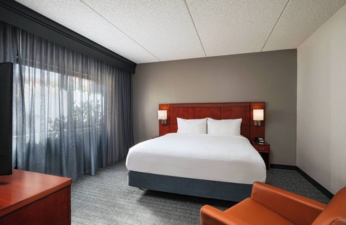 Medical Center District Hotel | Courtyard by Marriott Medical Center San Antonio
