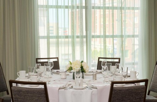 Port Gardner Hotel | Courtyard by Marriott Seattle Everett Downtown