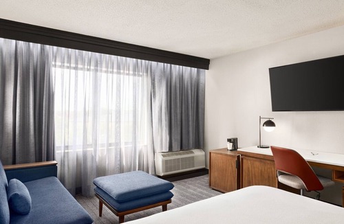 Stafford Hotel | Courtyard Houston Sugar Land/Stafford