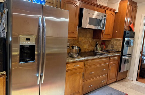 Colleyville House | Cozy 1-bedroom house in adorable Colleyville with AC