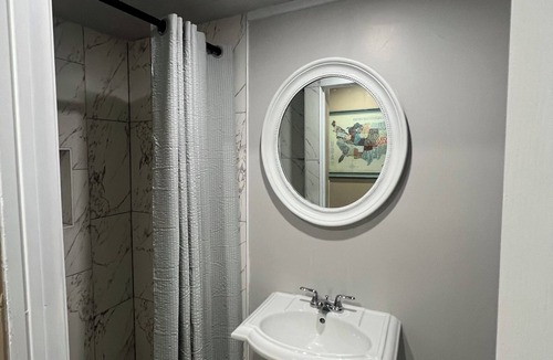 Pleasant Grove Apartment | Cozy 1-bedroom studio in lovely Dallas with AC