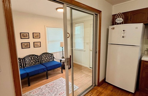 Excelsior Springs House | Cozy 2-bedroom house in tranquil Excelsior Springs with AC