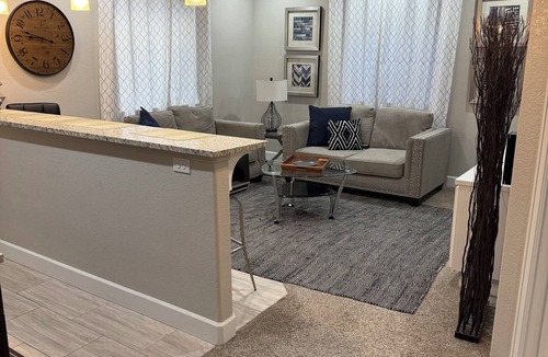 Aurora Apartment | Cozy 2-bedroom apartment in nice Centennial with AC and Heating