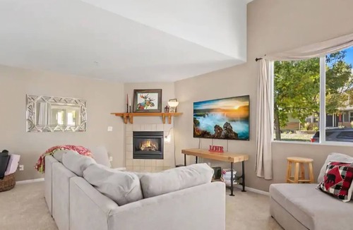 Rigden Farm Condo | Cozy 2-bedroom condo with fitness room, Wi-Fi in Fort Collins, Pet Friendly