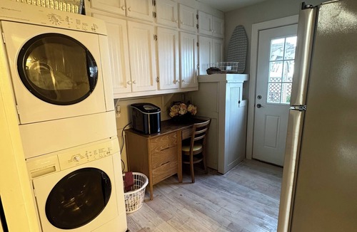 Canyon County Cottage | Cozy 2-bedroom cottage in charming Middleton with AC