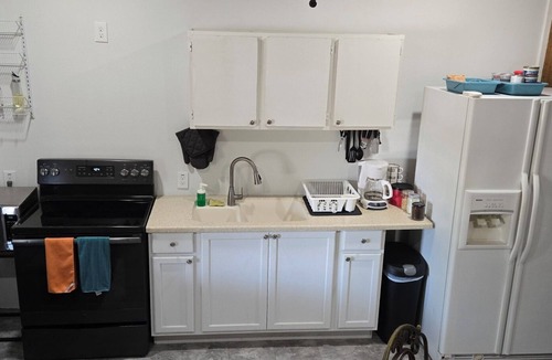 Coleman House | Cozy 2-bedroom Tiny home in amazing Coleman, just a 3 blocks from downtown.