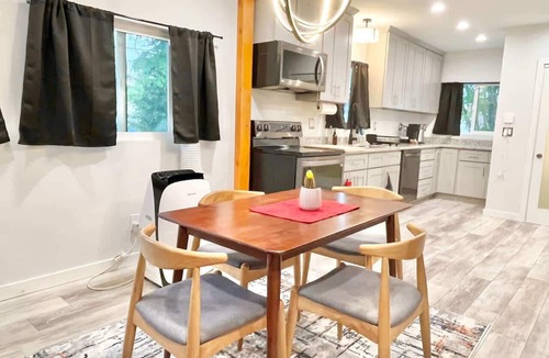 White Center House | Cozy 2BR Upper Unit Near Airport & Seattle DT