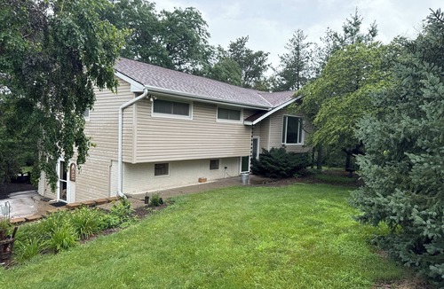 Lancaster County House | Cozy 4-bedroom country getaway with 7 acres in enjoyable Raymond with AC, WiFi