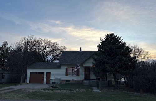 Rushville House | Cozy 4-bedroom house with WiFi and AC in Pleasant Rushville