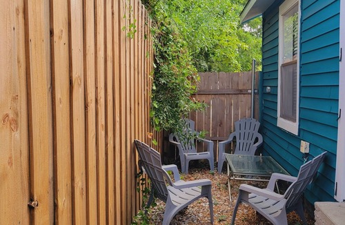 Denton Apartment | Cozy apartment in charming Denton walkable to TWU