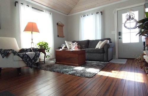 Pipestone House | Cozy Basecamp: Big Comfort in a Small Home, Perfect for Exploring SW Minnesota