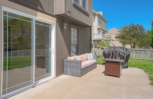 Smithville House | Cozy Basement Suite near Smithville lake and Paradise Golf Course