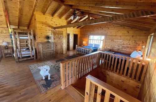 Gulnare Cabin | Cozy Cabin with Gorgeous Views - Sleeps 9 - on 35 Acres near Aguilar!