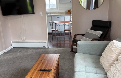 Burien Cottage | Cozy Cottage