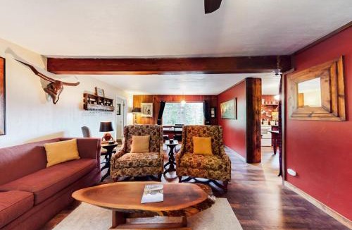 Joseph House | Cozy dog-friendly home with fireplace near Wallowa Lake State Park & tram