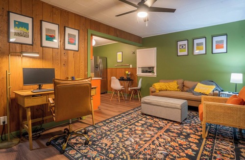 Chillicothe Cottage | Cozy eclectic cottage where you can reconnect and unwind, designed for couples.