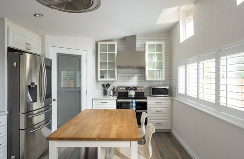 Alta Vista Area House | Cozy Family Retreat with Large Yard - Walk to Olde Town - Pet Friendly!