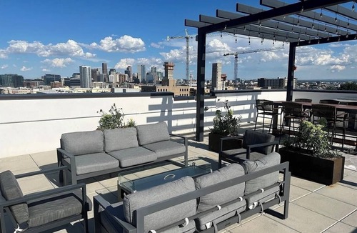 Jefferson Park Condo | Cozy, furnished, 1-bedroom condo, prime location to all that Denver has to offer