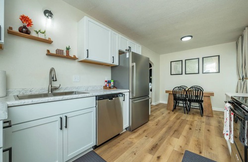 Des Moines House | Cozy Getaway- steps from the Iowa State Fair!