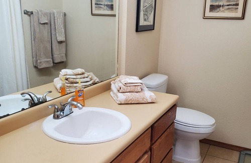 Taylor Ranch House | COZY HOME IN THE HEART OF ALBUQUERQUE AMENITIES