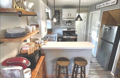 Lake Brownwood House | Cozy Lake Brownwood A-Frame Retreat, 2BR + Loft, Walk to Water