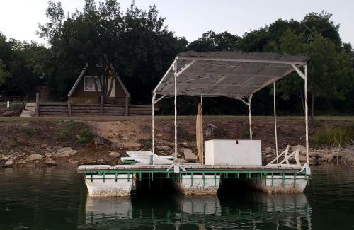 Cisco Ski Chalet | Cozy Lakeside Cabin with Private Dock & Resort Access Near Lake Cisco, Cisco, TX