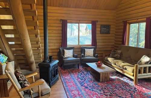 Sparks Cabin | Cozy Niobrara River Cabin
