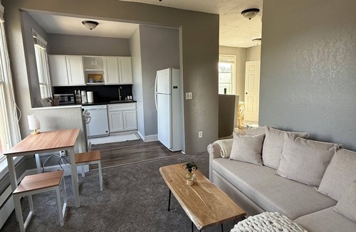 Ballpark Apartment | Cozy Private 1BR in the Heart of 5 Points