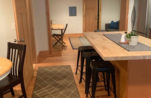 Cook Apartment | Cozy Retreat near Dog Mountain