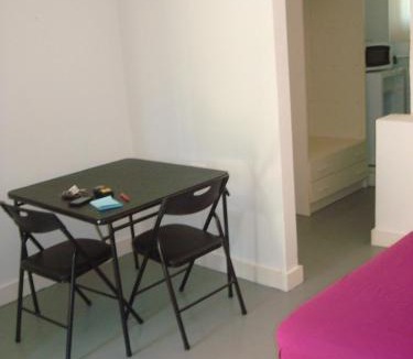 El Paso Apartment | Cozy studio Walk to Madeline Park and Sun Bowl