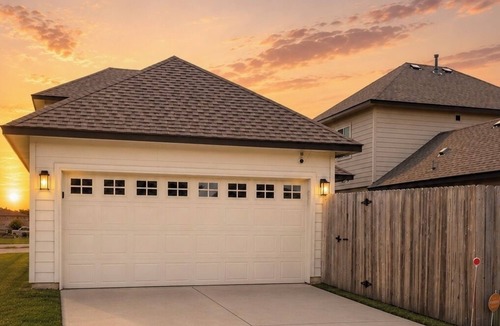 Wellborn House | Cozy, Stylish, 3 bedroom home in Aggieland! 8 min to Kyle Field