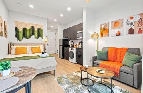 Oak Cliff Apartment | Cozy Suite Bishop Arts Gym, Yoga Game Room