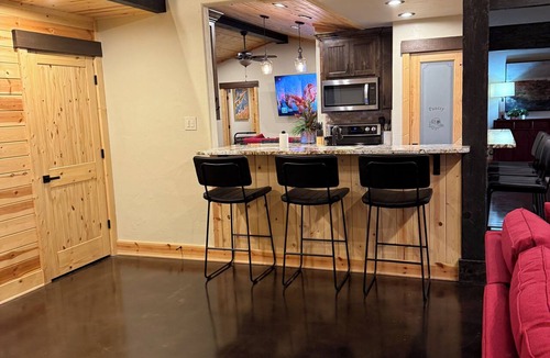 Valley View House | Cozy three-bedroom farmhouse with 2 full baths and large covered deck/hot tub.