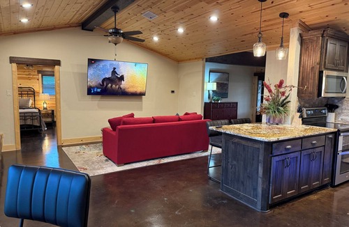 Valley View House | Cozy three-bedroom farmhouse with 2 full baths and large covered deck/hot tub.