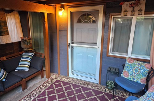 SeaTac House | CozyPrivate 7mins>Airport Hottub Front Door Parking EV Charging