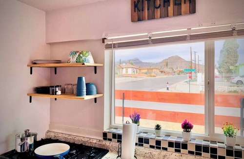 El Paso Apartment | Craven Cottage Studio at Hillside with Wifi, AC & 4K Smart TV