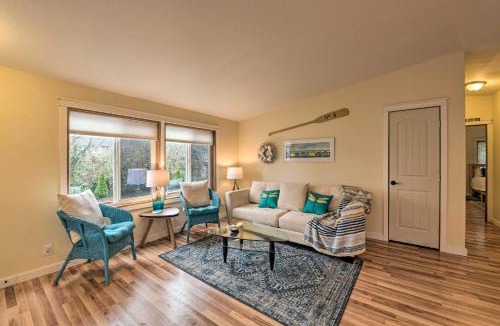 Poulsbo House | Cute Cottage w/Deck Walk 115 Ft to Brewery & Cafe