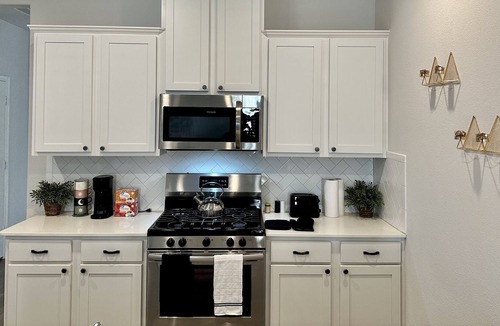 Lincoln Park House | Cute & Cozy 3-Bed, 2-Bath Little Elm Home