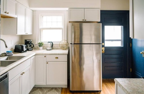 Des Moines House | Cute & Spacious 3 Bedroom Home in Waterbury
