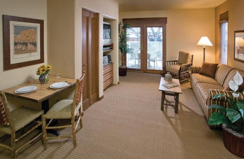 Taos House | CW Taos Resort Two 1BR Suites