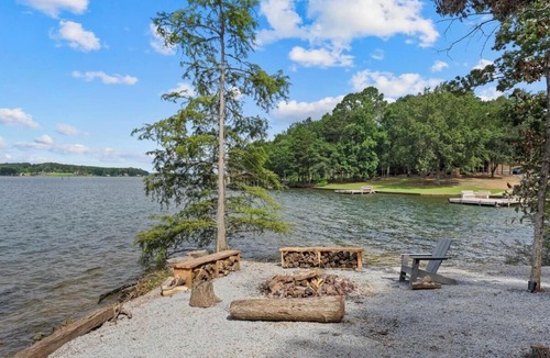 Homer House | Cypress Point Treehouse - Lake Life Elevated