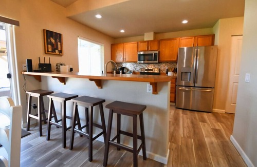 Desert Aire House | DA Perfect Oasis! Near the George 5 beds 2 bath